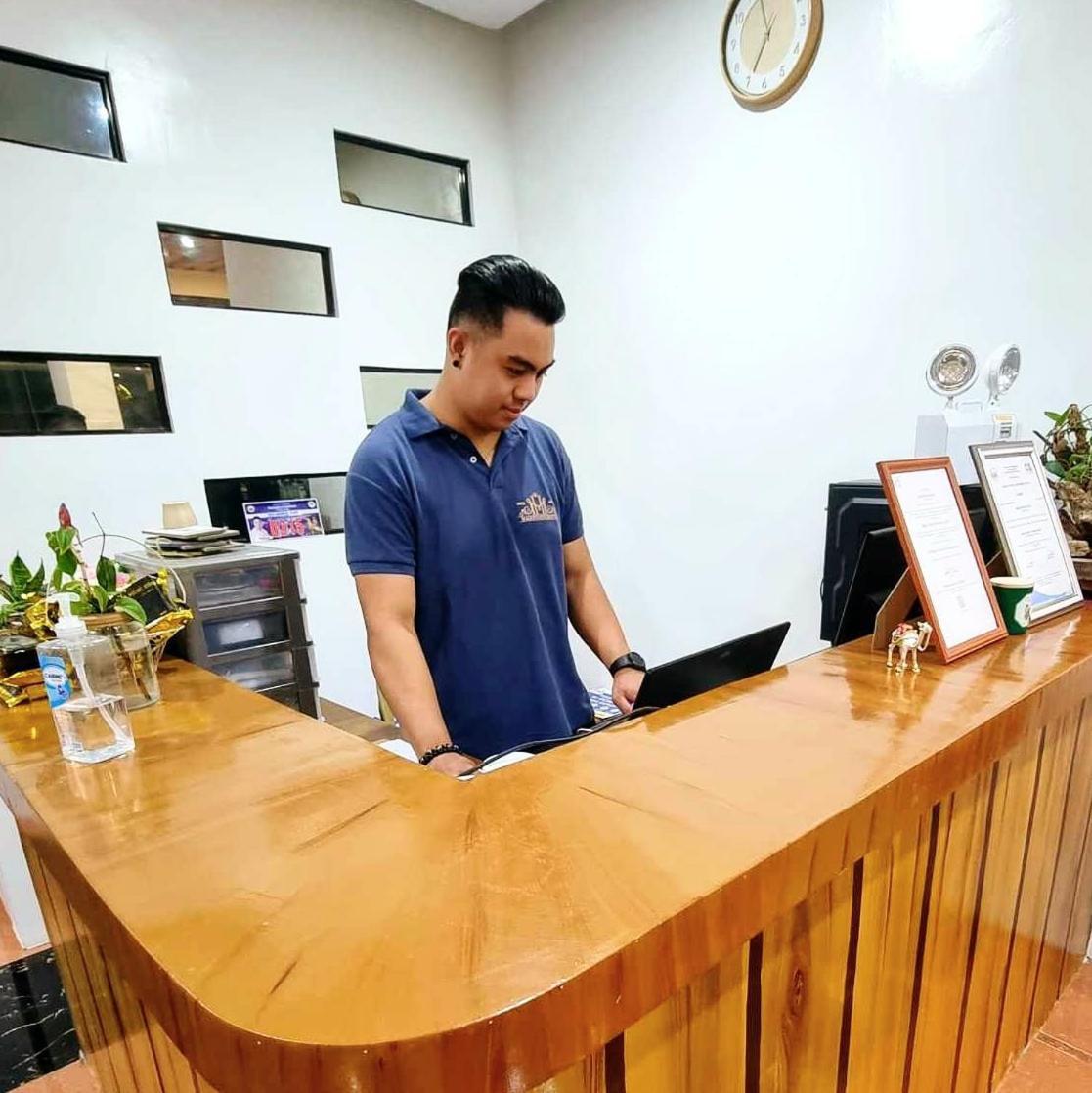 Majestique Hotel Albay Bicol Guinobatan Luaran gambar