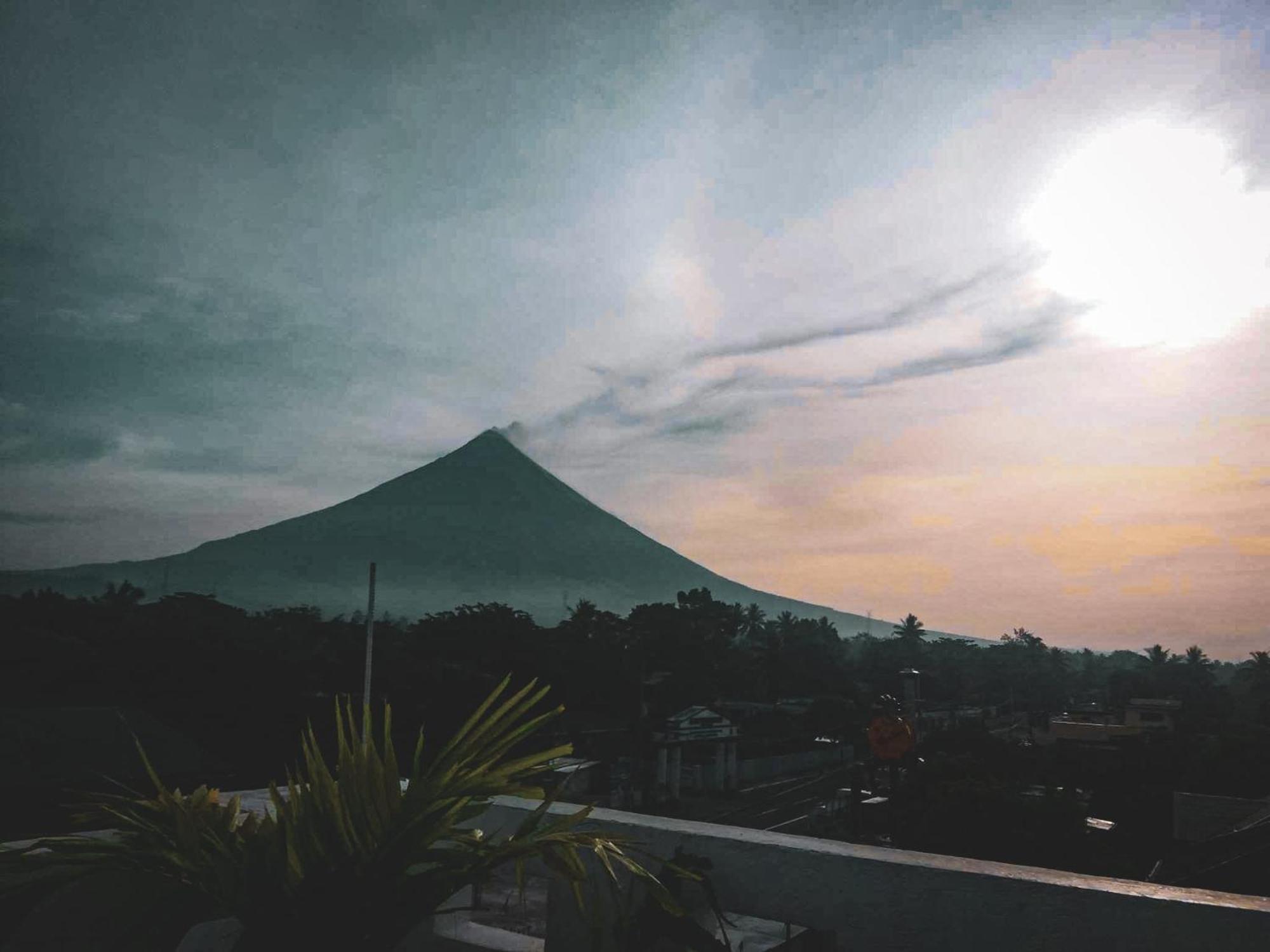 Majestique Hotel Albay Bicol Guinobatan Luaran gambar